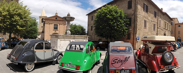 Read more about the article Piazza Car Shows